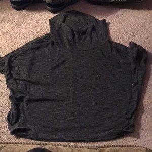 Women’s batwing crop top